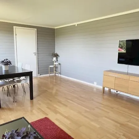 شقة Spacious - Great View - Central